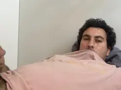 Amateur Live Sex of alvaromaranon20