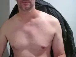 Amateur Live Porn of STRIPPER8