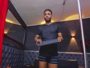 Cam4 Sex Chat of dominic_max1