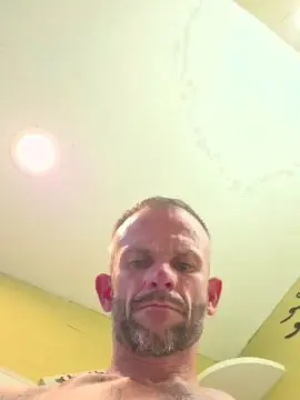 Cam4 Free Porn Cam of Treeslayer85