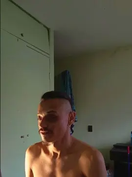 Cam4 Live Porn of villanocat