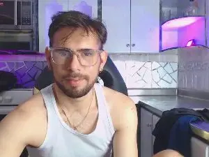 Cam4 Watch Live Sex Cams of dany_ray1