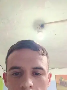 Cam4 Free Porn Cam of Leoo2277