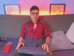Cam4 Nude Webcam of AquilesTaylor