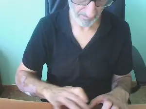 Cam4 Free Live Porn of marclaa50