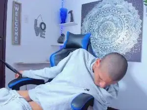 Cam4 Adult Webcam of Adan_oriol