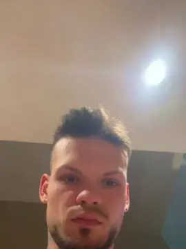 Cam4 Free Live Porn of nicolas2471
