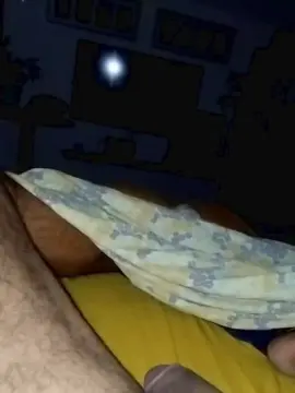 Cam4 Nude Webcam of beaubrunenrique
