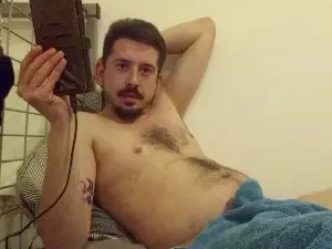Cam4 Live Sex Cam of GutsXbsk