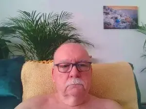 Cam4 Free Porn Cam of carebear2022