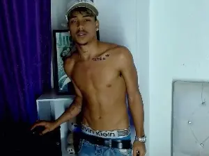 Cam4 Live Porn of angel_foxc_