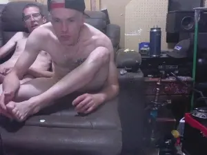Cam4 Free Live Porn of SCOTTANDKRIS