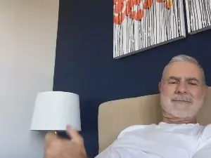 Cam4 Sex Cam of hairydaddyxx1