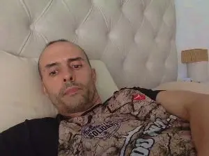 Cam4 Live Sex of elcatalan1