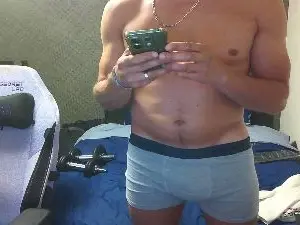 Cam4 Live Porn of yoloyo93