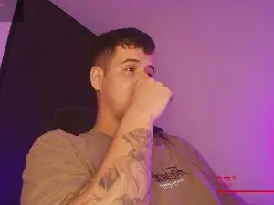 Cam4 Adult Webcams of matt_reinold1