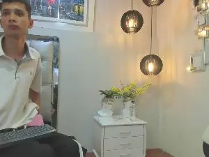 Cam4 Private Sex Chat of LucassSmithh