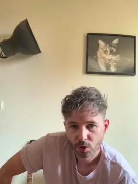 Cam4 Live Sex Cam of JOEY2604
