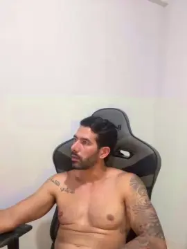 Cam4 Watch Live Sex Cams of Saradoalto23