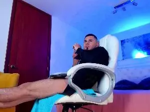 Cam4 Adult Webcams of DominikVega