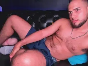 Cam4 Live Porn of Marcus_Soler