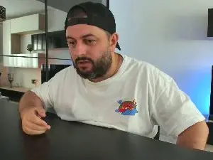 Cam4 Live Sex of DravenPeak