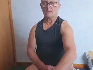 Cam4 Sex Cam of bigballnz