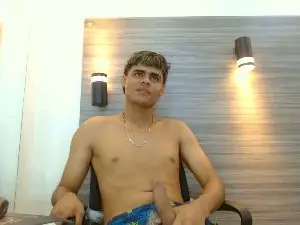 Cam4 Adult Webcam of Lelehott01