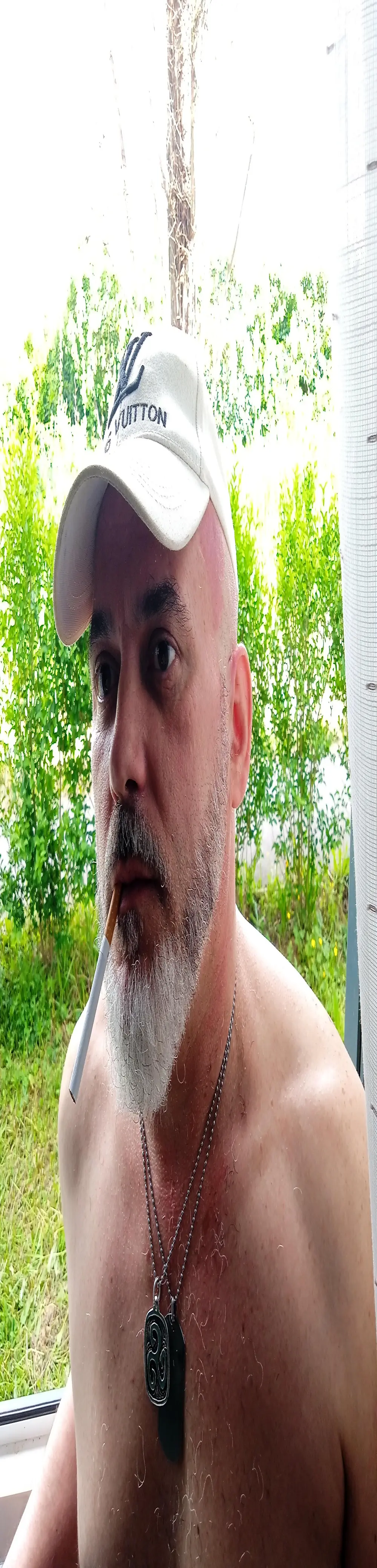D4DLou1sX