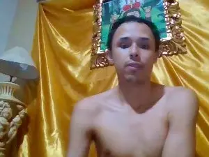 Cam4 Live Porn of ren555