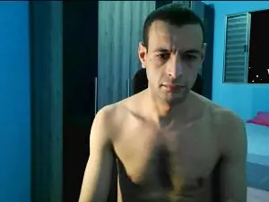 Cam4 Sex Chat of Ronnishotx