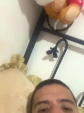 Cam4 Live Sex of Andresgomez