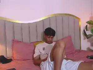 Cam4 Live Sex of jhos_padill