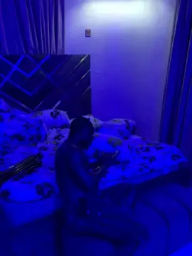 Cam4 Sex Cam of Snowblack9