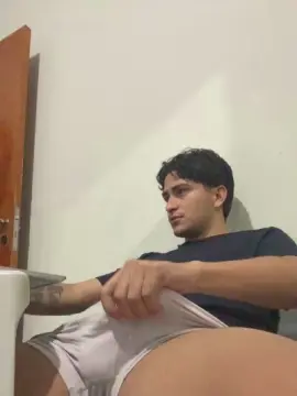 Cam4 Live Porn of Tavinh067