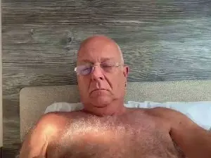 Cam4 Free Live Porn of The_helmet7