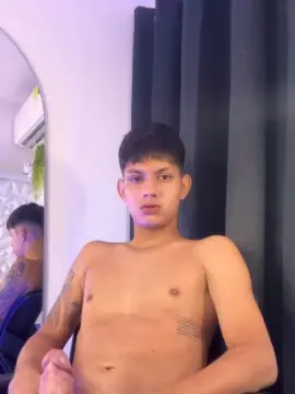Cam4 Live Sex of naughty_daniel