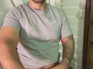 Cam4 Adult Webcams of latino0_0