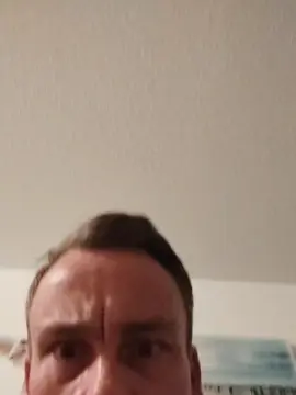Cam4 Free Live Porn of larswars1983