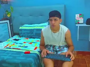 Cam4 Live Sex of Lukas_Caballero