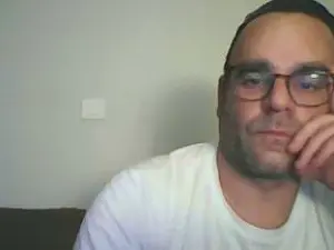 Cam4 Watch Live Sex Cams of Mattyeye