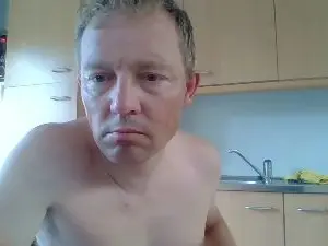 Cam4 Free Live Porn of bertolini83