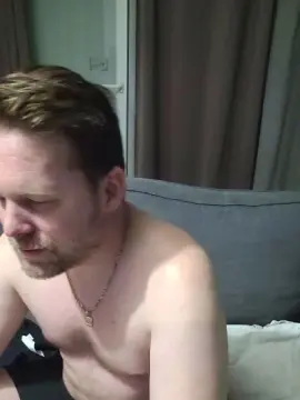 Cam4 Live Porn of tomsauwer