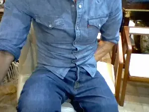 Cam4 Sex Cam of Diskreto_67