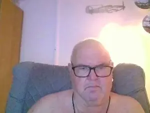 Cam4 Live Porn of robinal