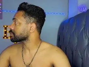Cam4 Live Sex of bbcblackhot33