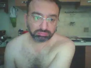 Cam4 Sex Cam of Hugos31