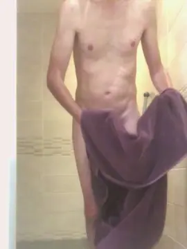 Cam4 Live Sex of fififilou77