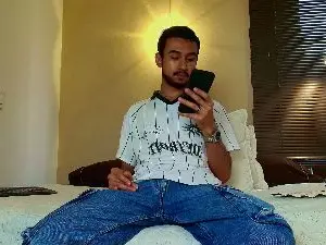 Cam4 Live Porn of AxelClark_S