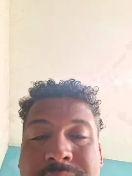 Cam4 Live Porn of Morenogatorj99